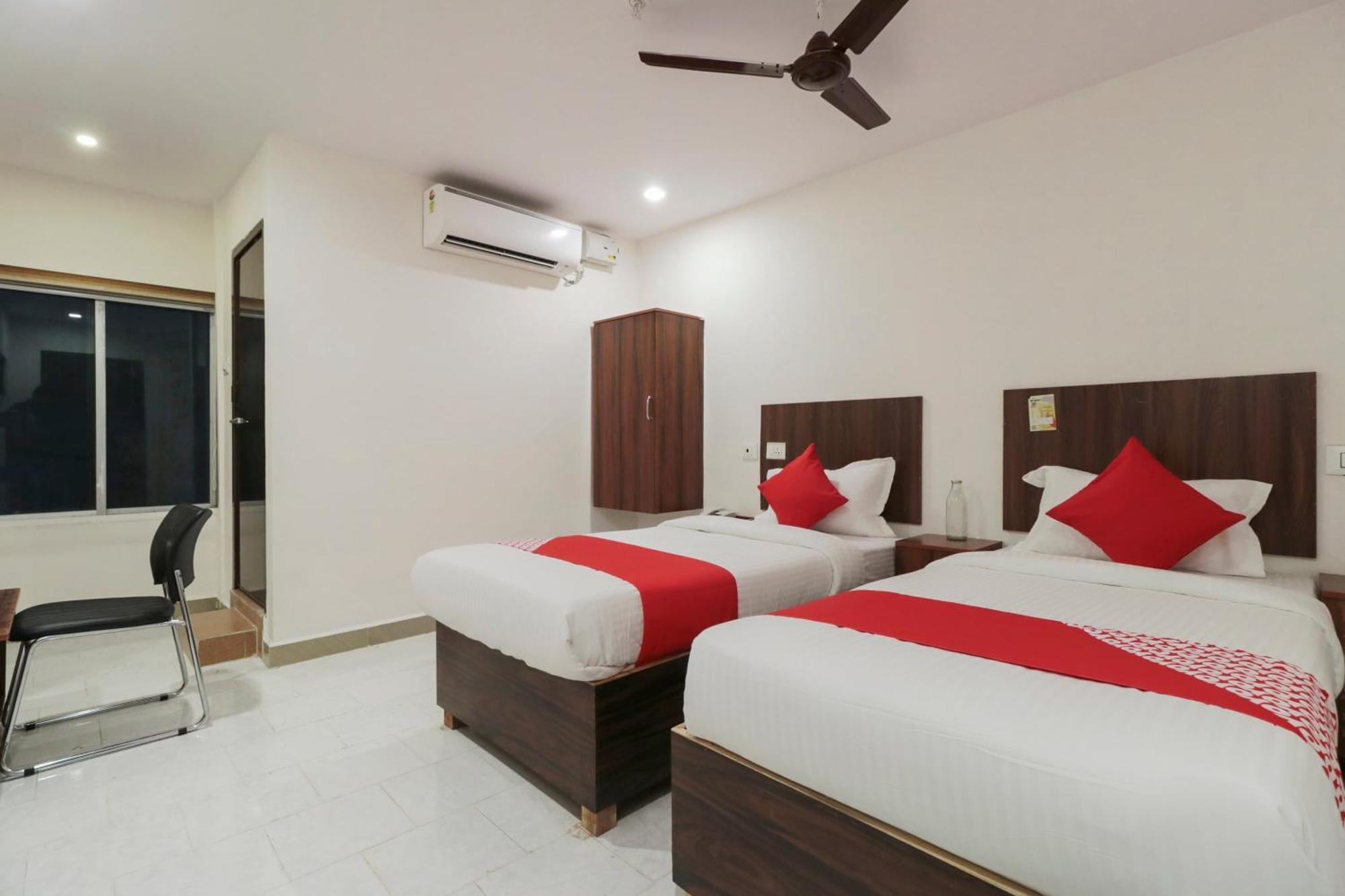 Hotel O Akshaya Elite Vijayawāda Esterno foto