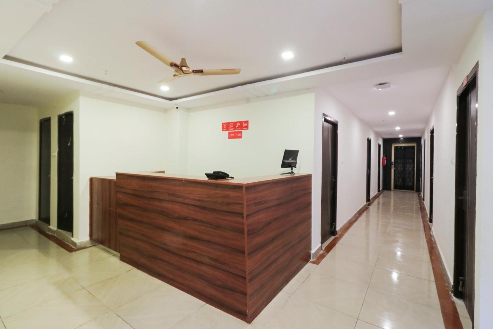 Hotel O Akshaya Elite Vijayawāda Esterno foto