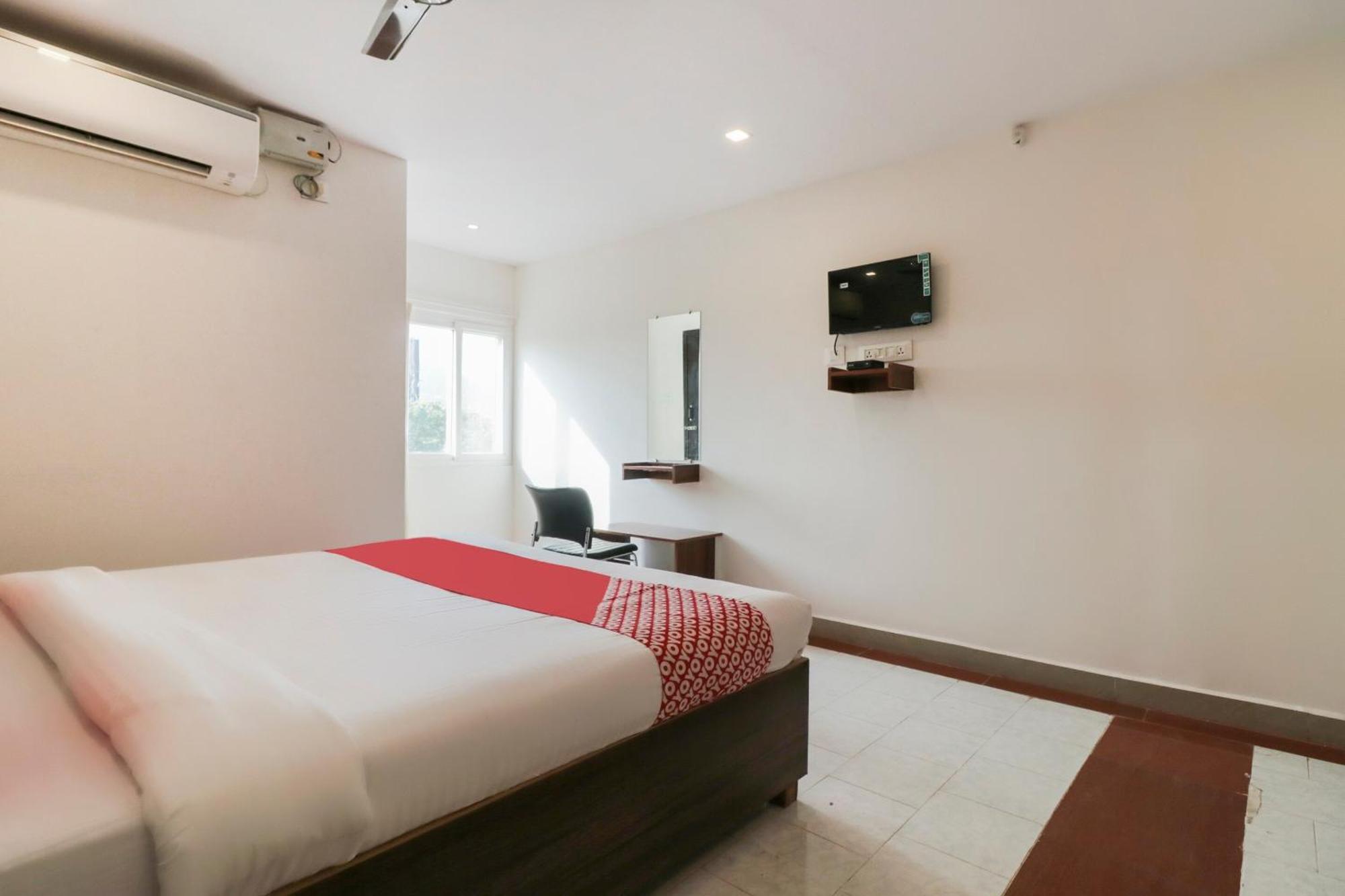 Hotel O Akshaya Elite Vijayawāda Esterno foto
